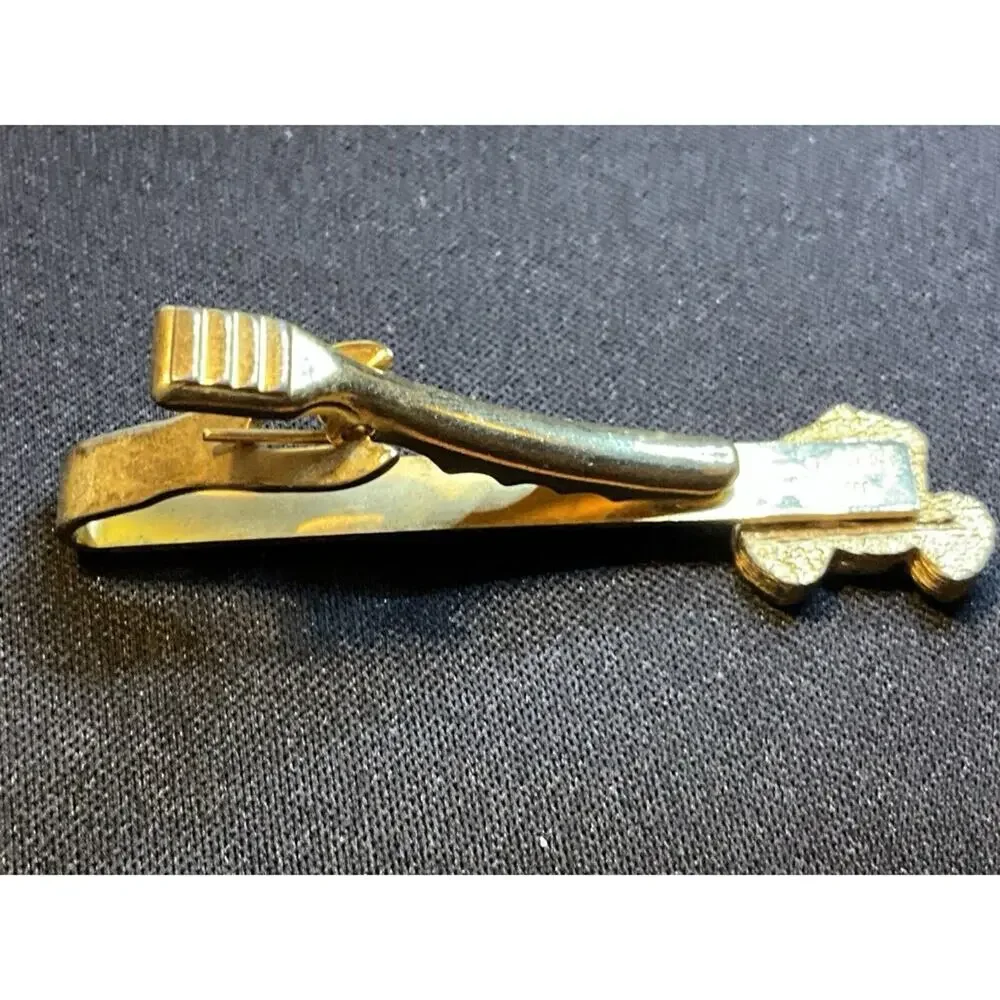 Walt Disney 1980’s Mickey Gold Tone Tie Clip (some Gold Loss See Pictures)